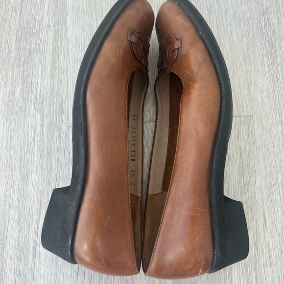 Vintage Salvator Ferragamo Petite/Jr leather Shoes Wmn 2.5-3 Youth 1-1.5 luxury - Picture 4 of 7